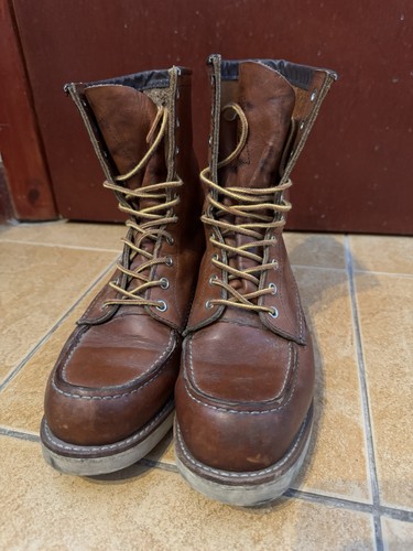 Red wing boots - red,